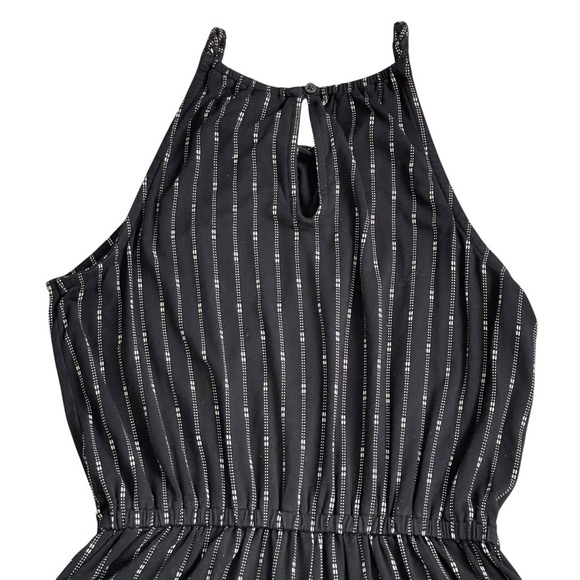 Old Navy High Neck Sleeveless Black Printer Jumpsuit Women’s Size XSP Keyhole - Picture 7 of 8